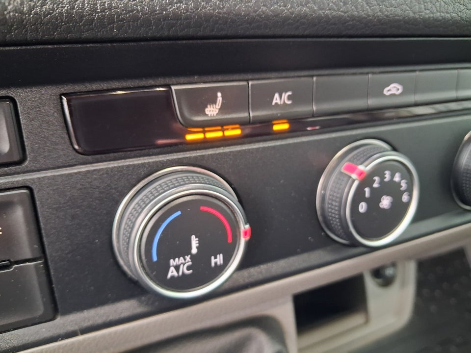 VW Crafter 35 2,0 TDi 177 Db.Kab m/lad L3