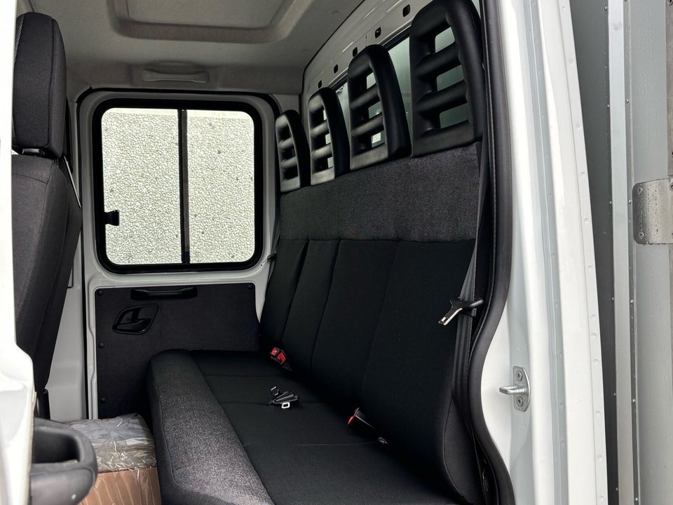 Iveco Daily 3,0 35S18 4100mm Db.Kab AG8