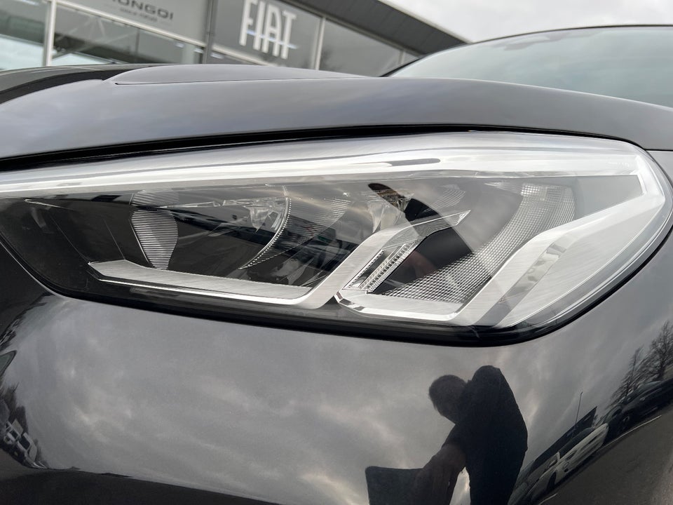 BMW iX1 eDrive20 M-Sport 5d