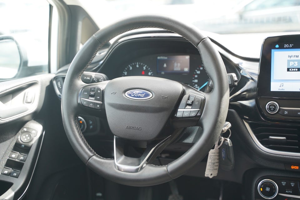 Ford Fiesta 1,0 EcoBoost mHEV Titanium 5d