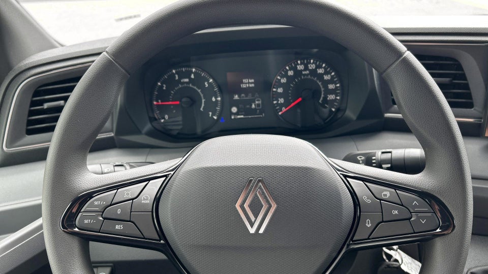 Renault Master V T35 2,0 dCi 150 L2H2 Kassevogn