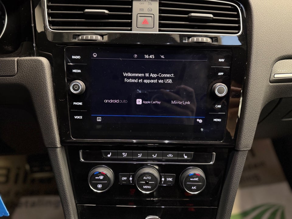 VW Golf VII 1,4 GTE DSG 5d