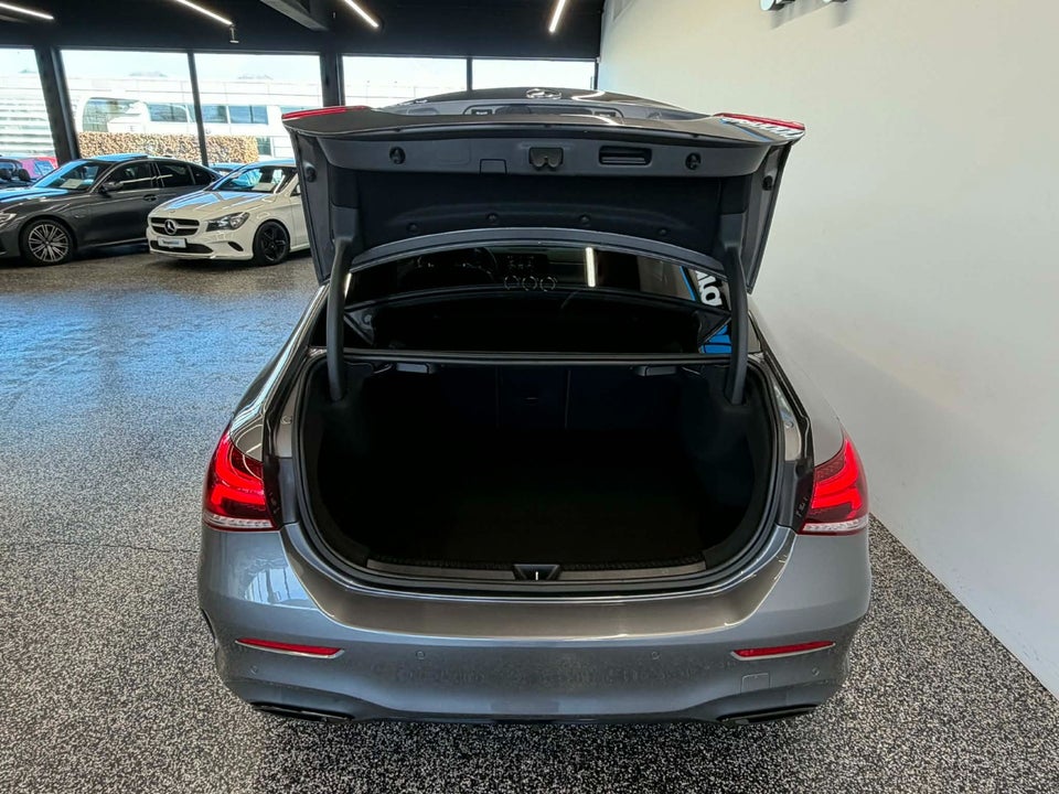 Mercedes A250 e 1,3 AMG Line Night Edition aut. 4d