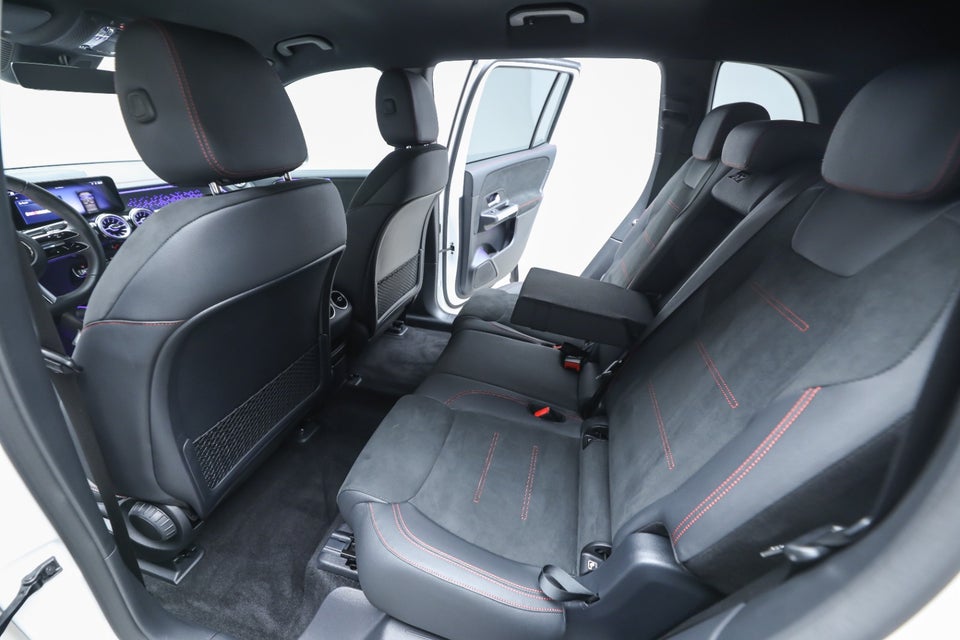 Mercedes EQB250+ AMG Advance 5d