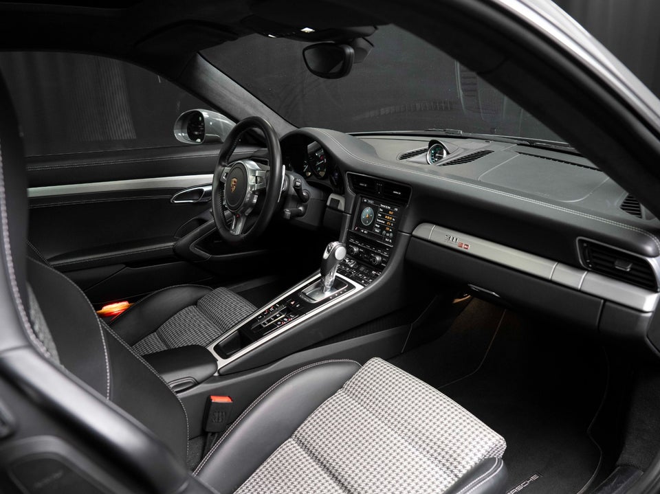 Porsche 911 Carrera S 3,8 50th Anniversary Edition Coupé PDK 2d