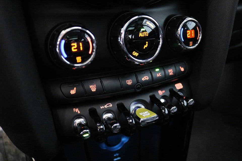 MINI Cooper SE Edition Premium Plus 3d