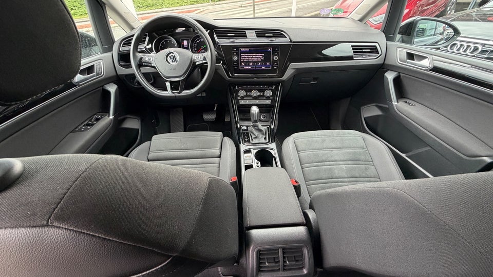 VW Touran 1,5 TSi 150 Highline+ DSG 7prs 5d