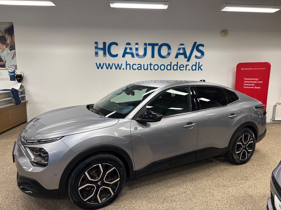 Citroën ë-C4 X 50 Shine 4d