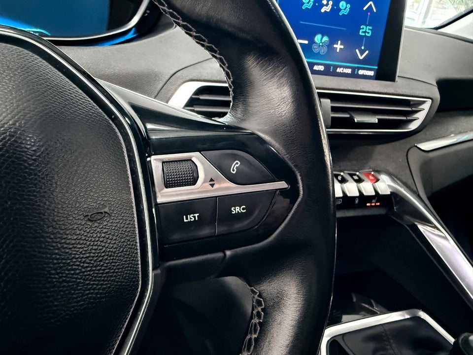 Peugeot 3008 1,6 BlueHDi 120 Allure 5d