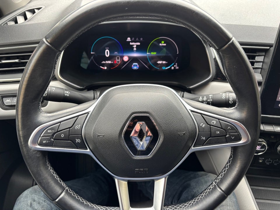Renault Captur 1,6 E-Tech Intens 5d