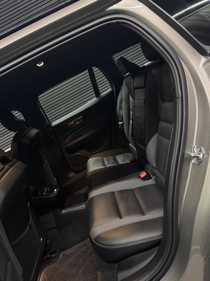 Volvo V60 2,0 T6 ReCharge R-Design aut. AWD 5d