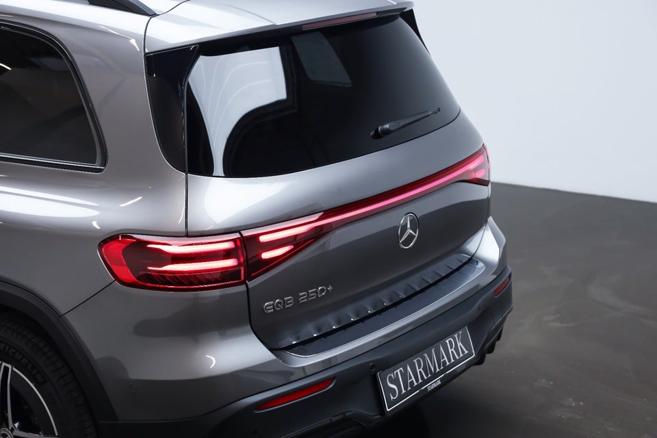 Mercedes EQB250+ AMG Premium 5d