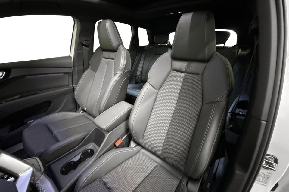 Audi Q4 e-tron 45 S-line Edition 5d