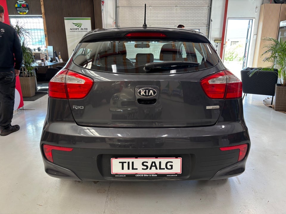 Kia Rio 1,2 CVVT Style+ 5d