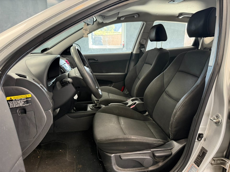 Hyundai i30 1,6 CRDi 90 Comfort 5d