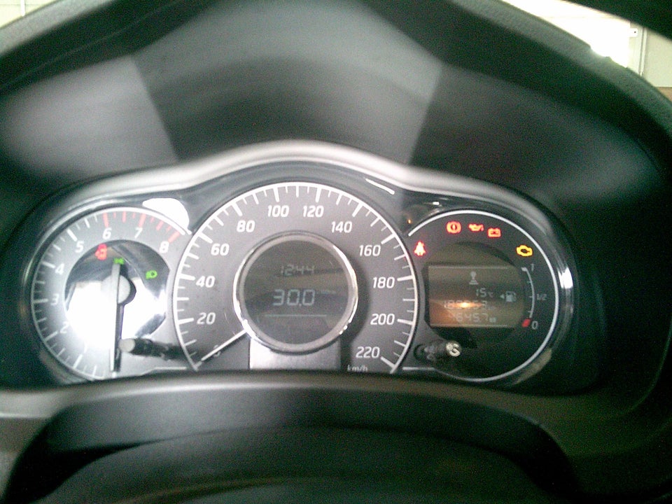 Nissan Note 1,2 Visia 5d