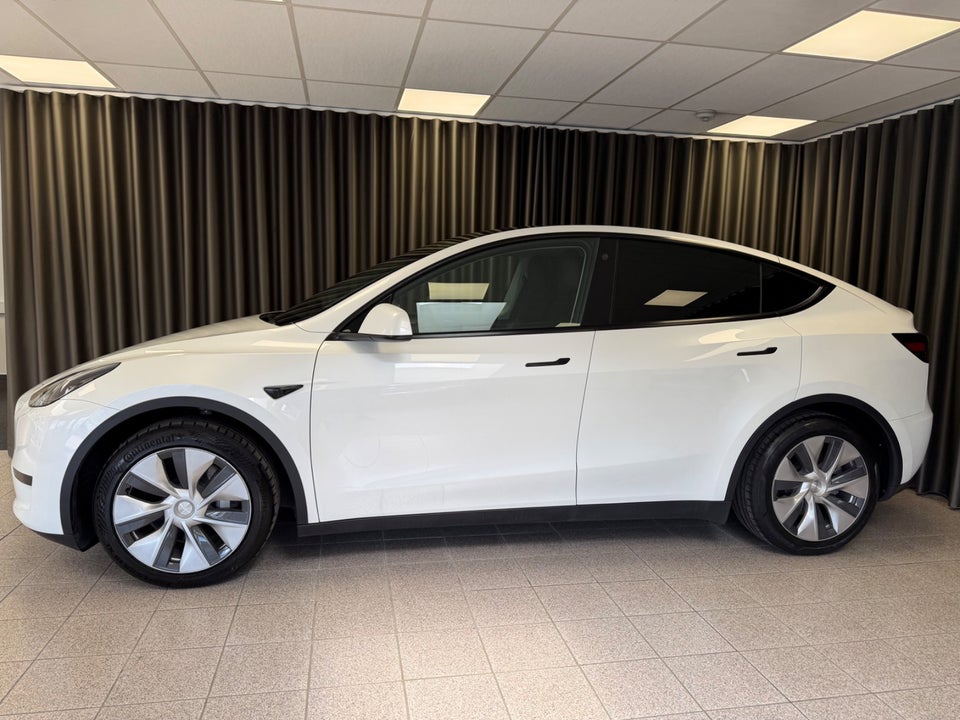Tesla Model Y RWD 5d