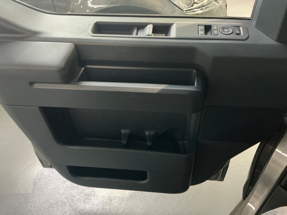 Kia PV5 71 Long Range Upgrade 5d