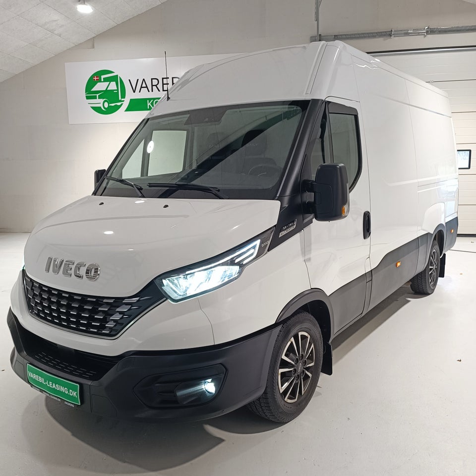 Iveco Daily 2,3 35S16 12m³ Van AG8