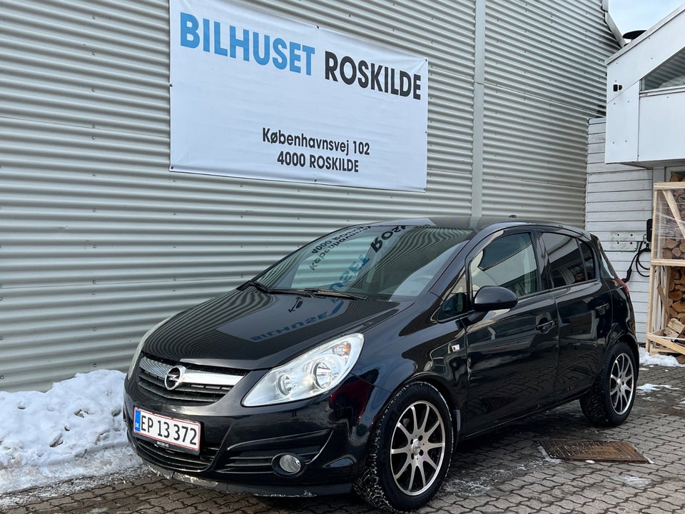 Opel Corsa 1,2 16V Cosmo aut. 5d