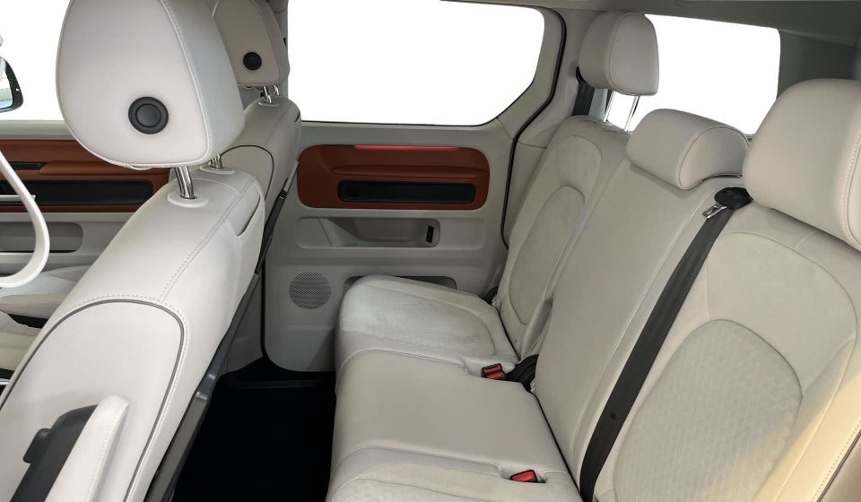 VW ID.Buzz 77 Pro SWB 5d