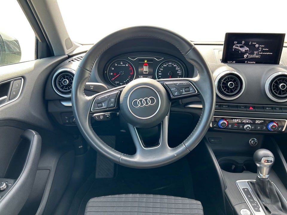 Audi A3 35 TFSi S-line Sportback S-tr. 5d