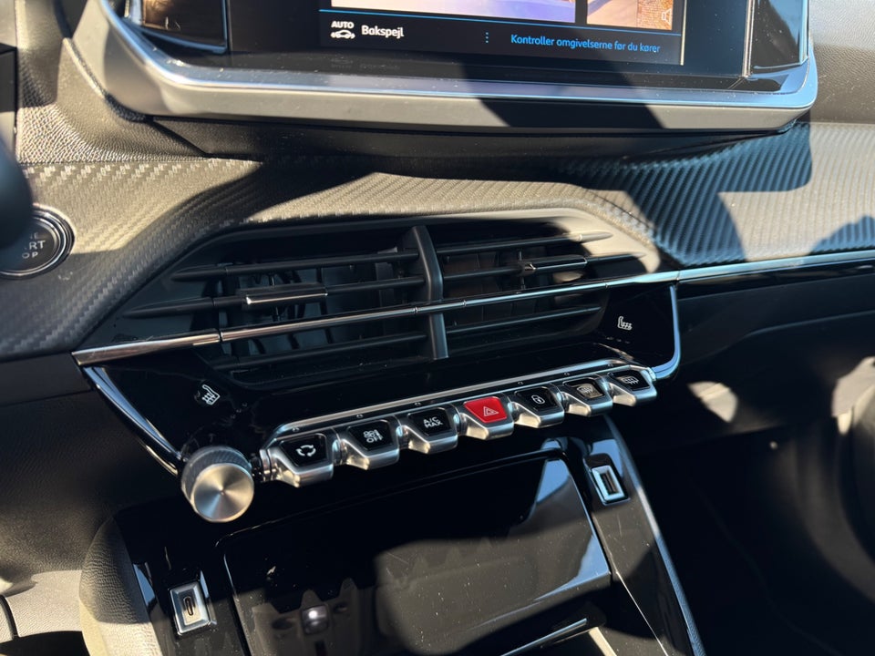 Peugeot 2008 1,2 PureTech 100 Allure Pack 5d