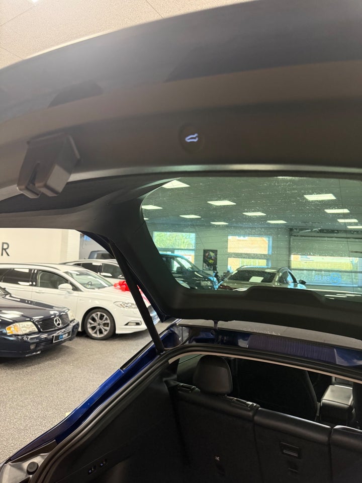 Tesla Model Y Long Range AWD 5d