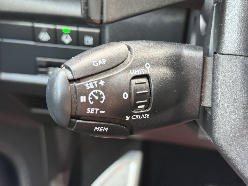 Citroën C5 Aircross 1,6 Hybrid Shine EAT8 5d