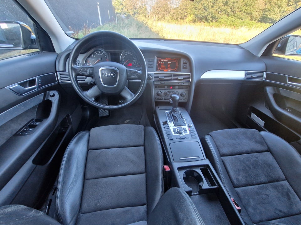 Audi A6 2,4 V6 Avant Multitr. 5d