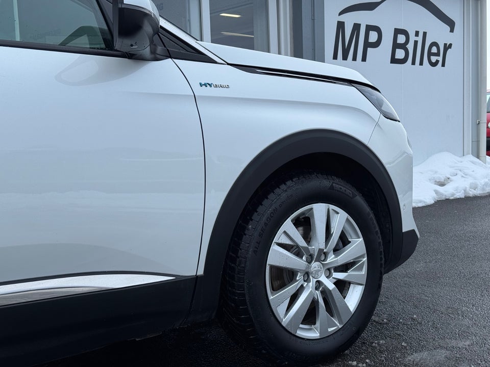 Peugeot 3008 1,6 Hybrid First Selection EAT8 5d
