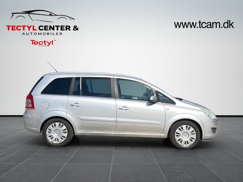 Opel Zafira 1,8 16V Limited 7prs 5d