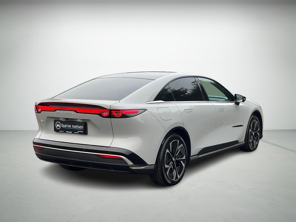 Mazda 6e Takumi Long Range 5d