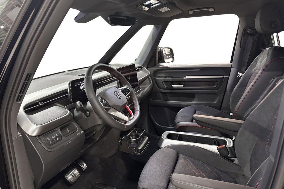 VW ID.Buzz 86 GTX 4Motion LWB Van 5d