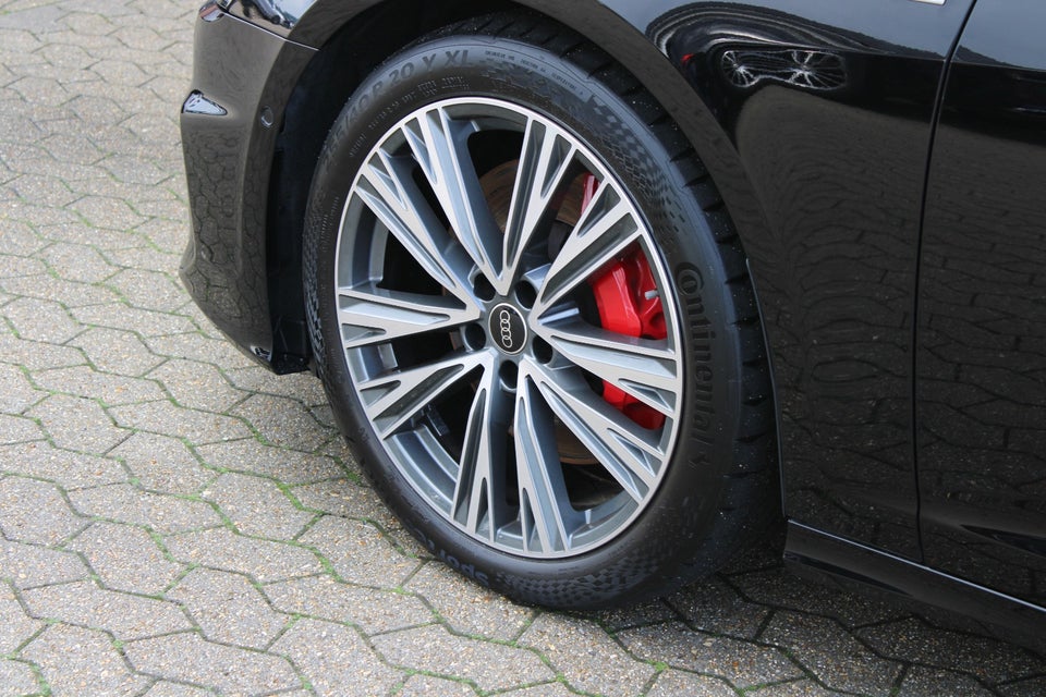 Audi A6 55 TFSi e S-line Avant quattro S-tr. 5d