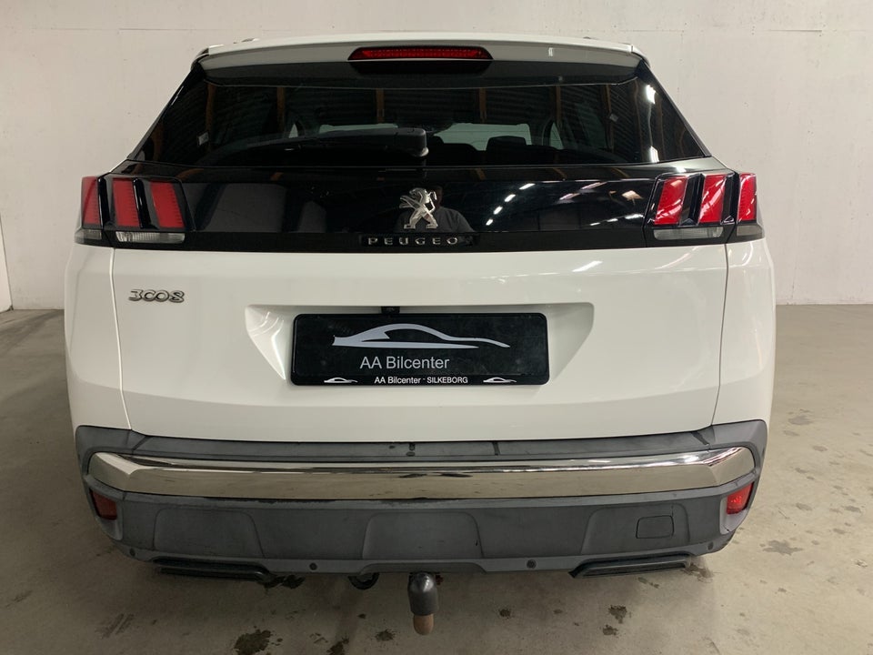 Peugeot 3008 1,6 BlueHDi 120 Allure 5d