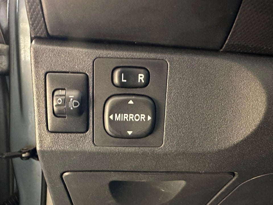 Toyota Yaris 1,0 Luna M/M 5d