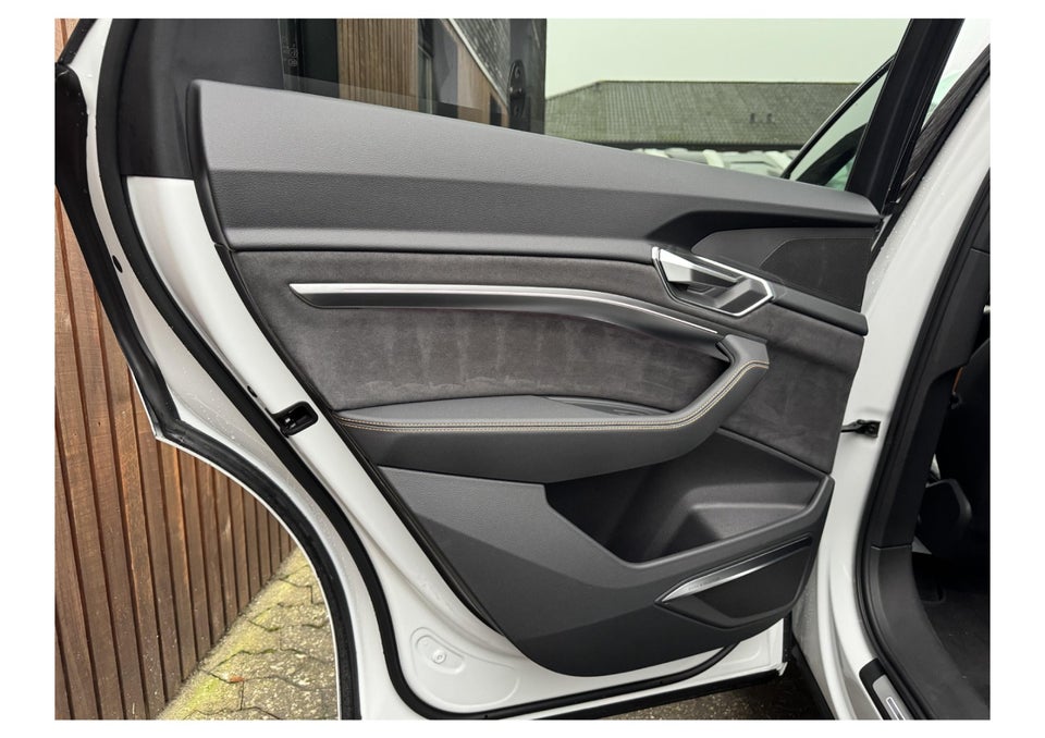 Audi e-tron 55 Black Edition S-line quattro 5d