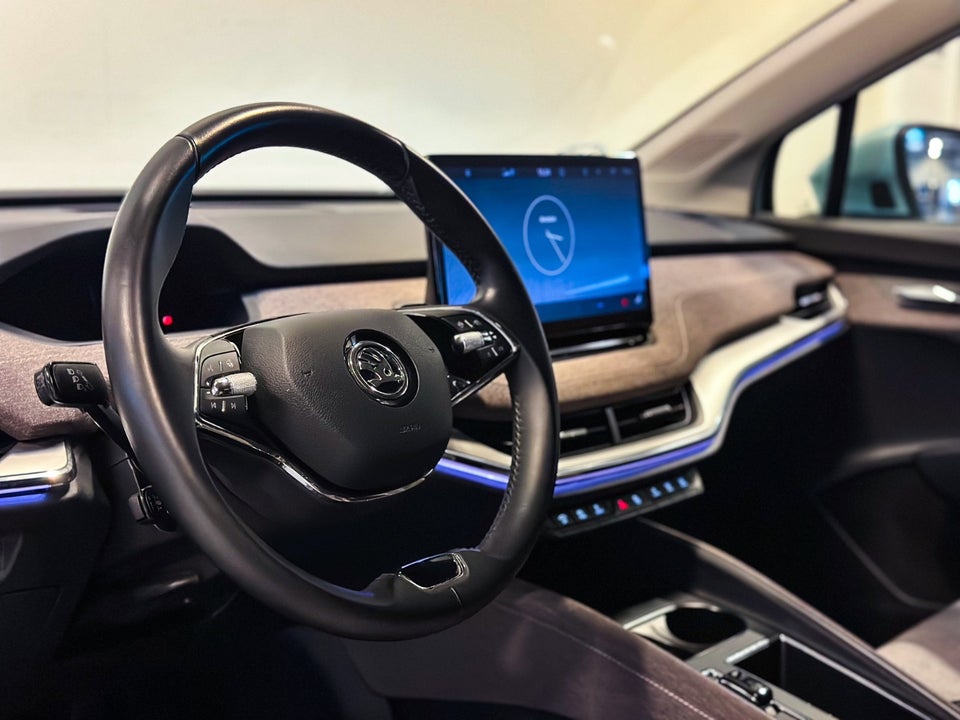Skoda Enyaq 60 iV Selection Lodge 5d