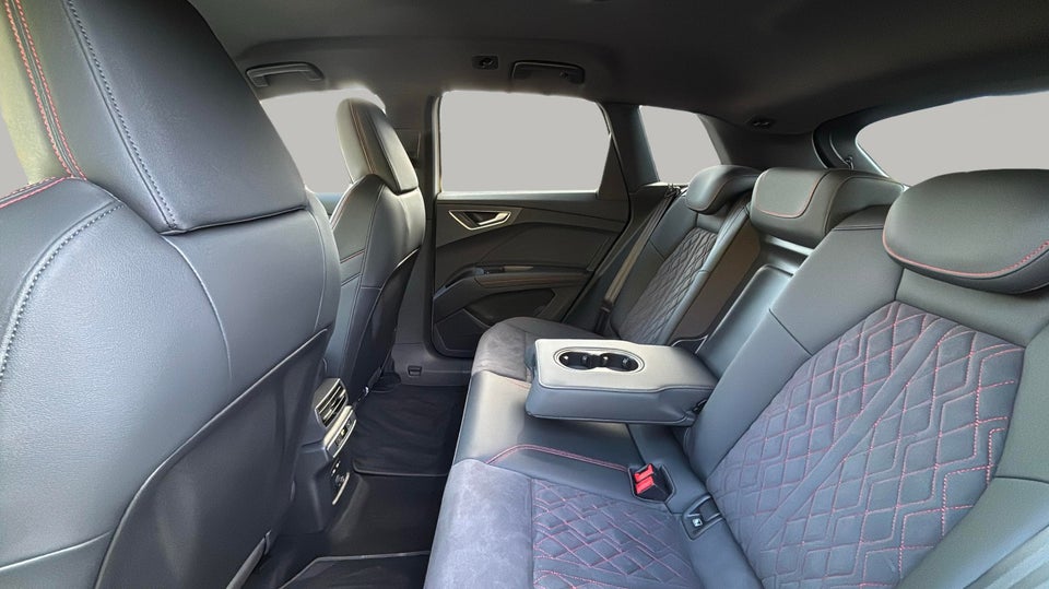 Audi Q4 e-tron 45 edition S-line 5d