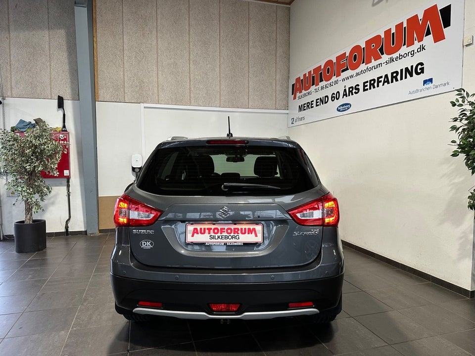 Suzuki S-Cross 1,0 Boosterjet Exclusive 5d