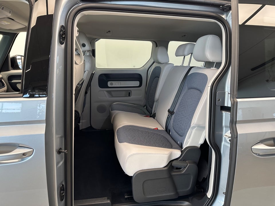 VW ID.Buzz 77 Pro SWB 5d