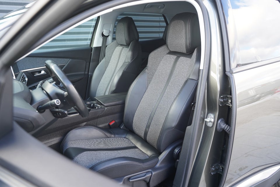 Peugeot 3008 1,6 BlueHDi 120 Allure 5d