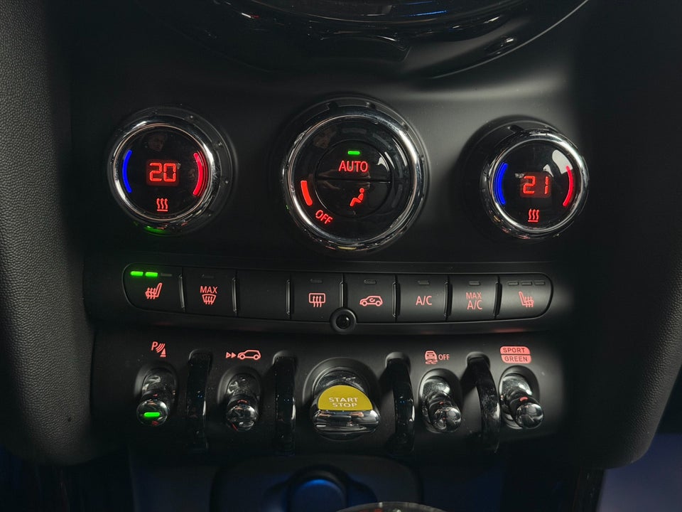 MINI Cooper SE Trim L 3d