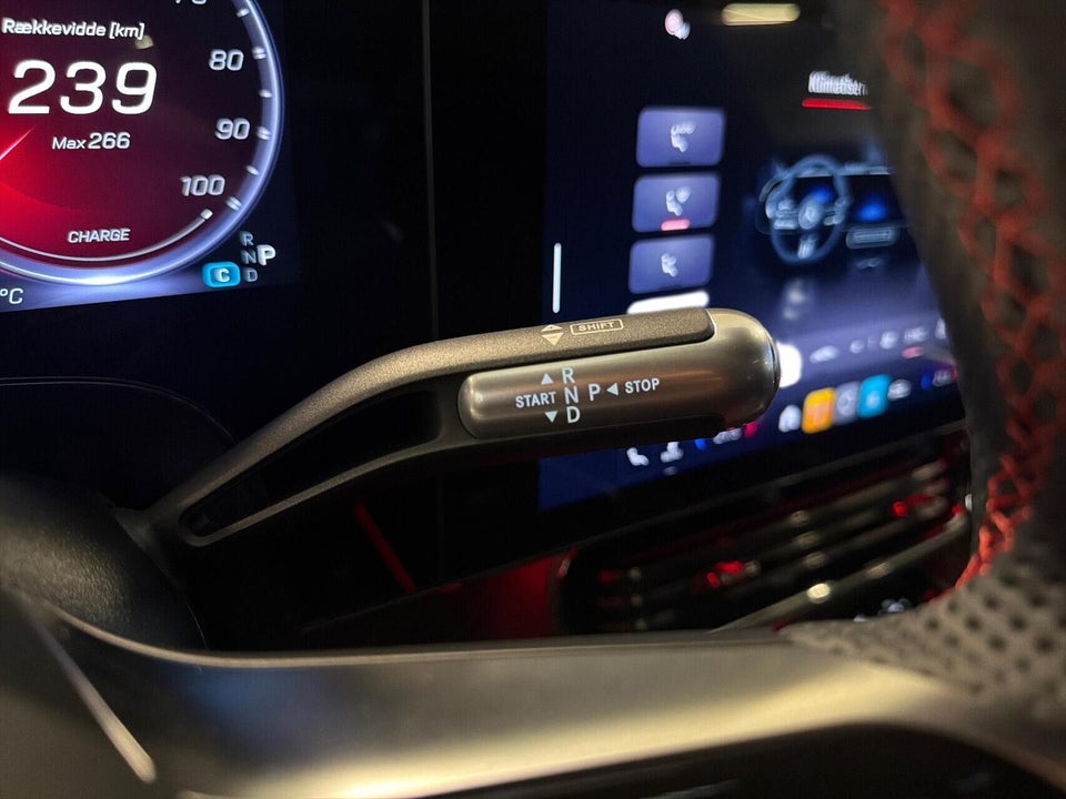 Mercedes CLA250+ electric AMG Line 4d