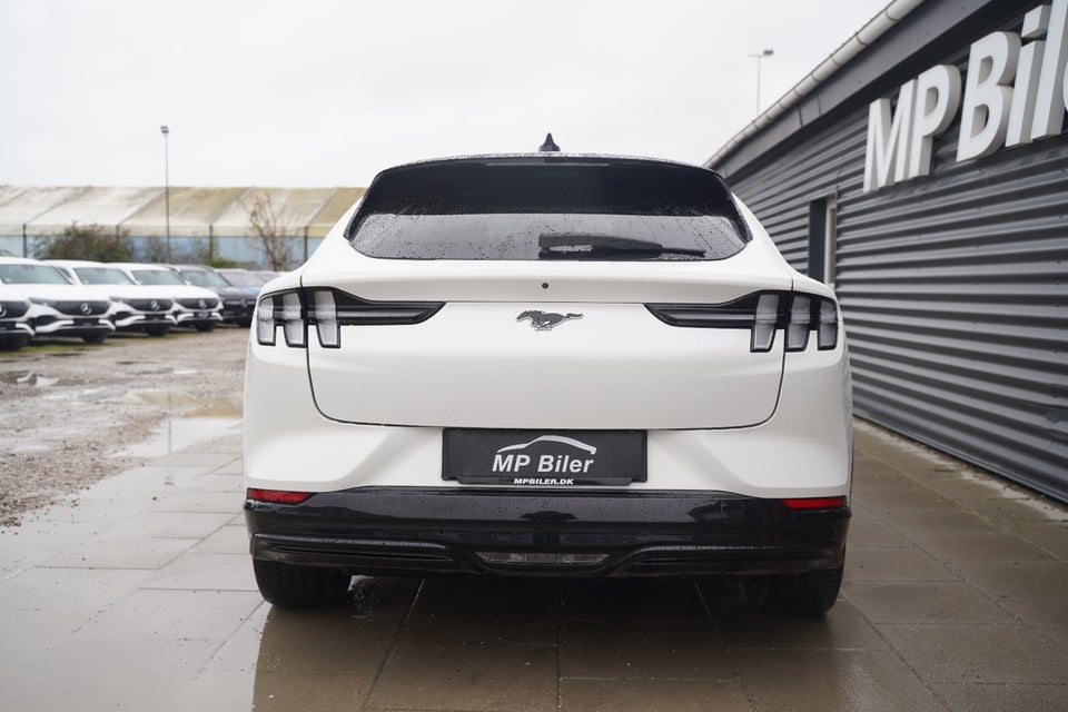 Ford Mustang Mach-E 98 Premium Extended Range 5d