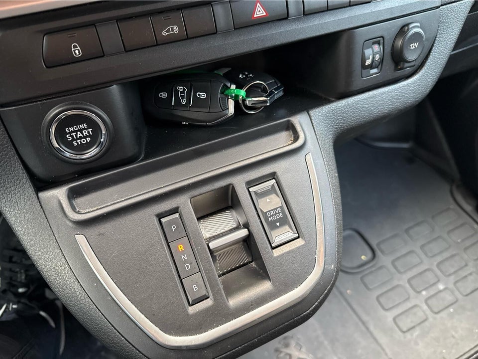 Peugeot e-Expert 75 L2 Ultimate Van