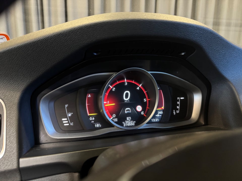 Volvo V60 2,0 D4 190 Momentum aut. 5d