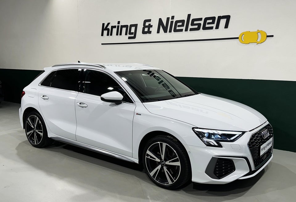 Audi A3 40 TFSi e S-line Sportback S-tr. 5d
