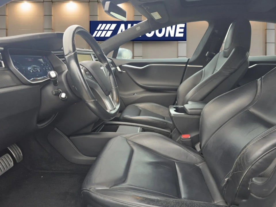 Tesla Model S P85D 5d
